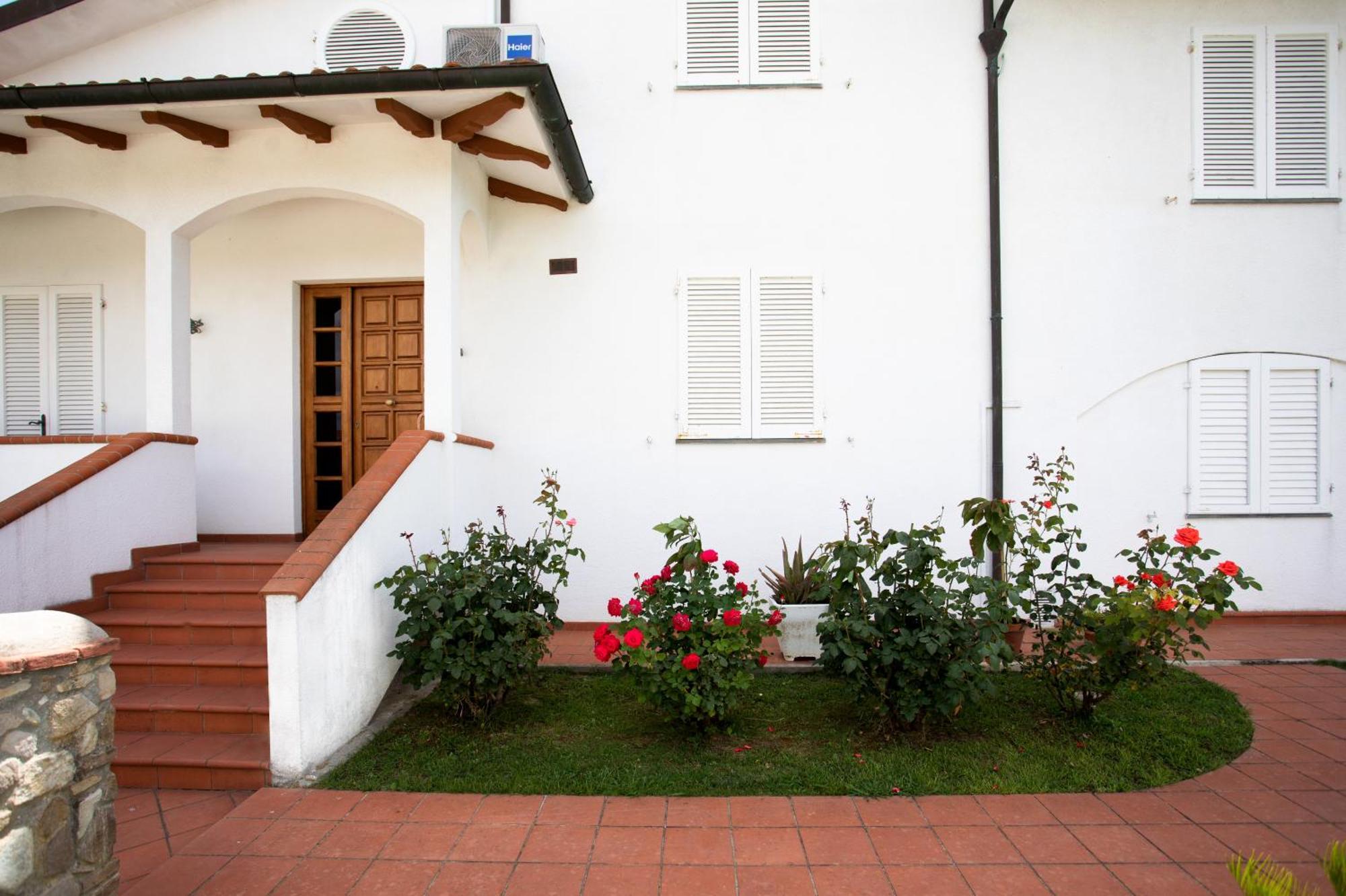 Affitti Brevi Green House Cascina Εξωτερικό φωτογραφία